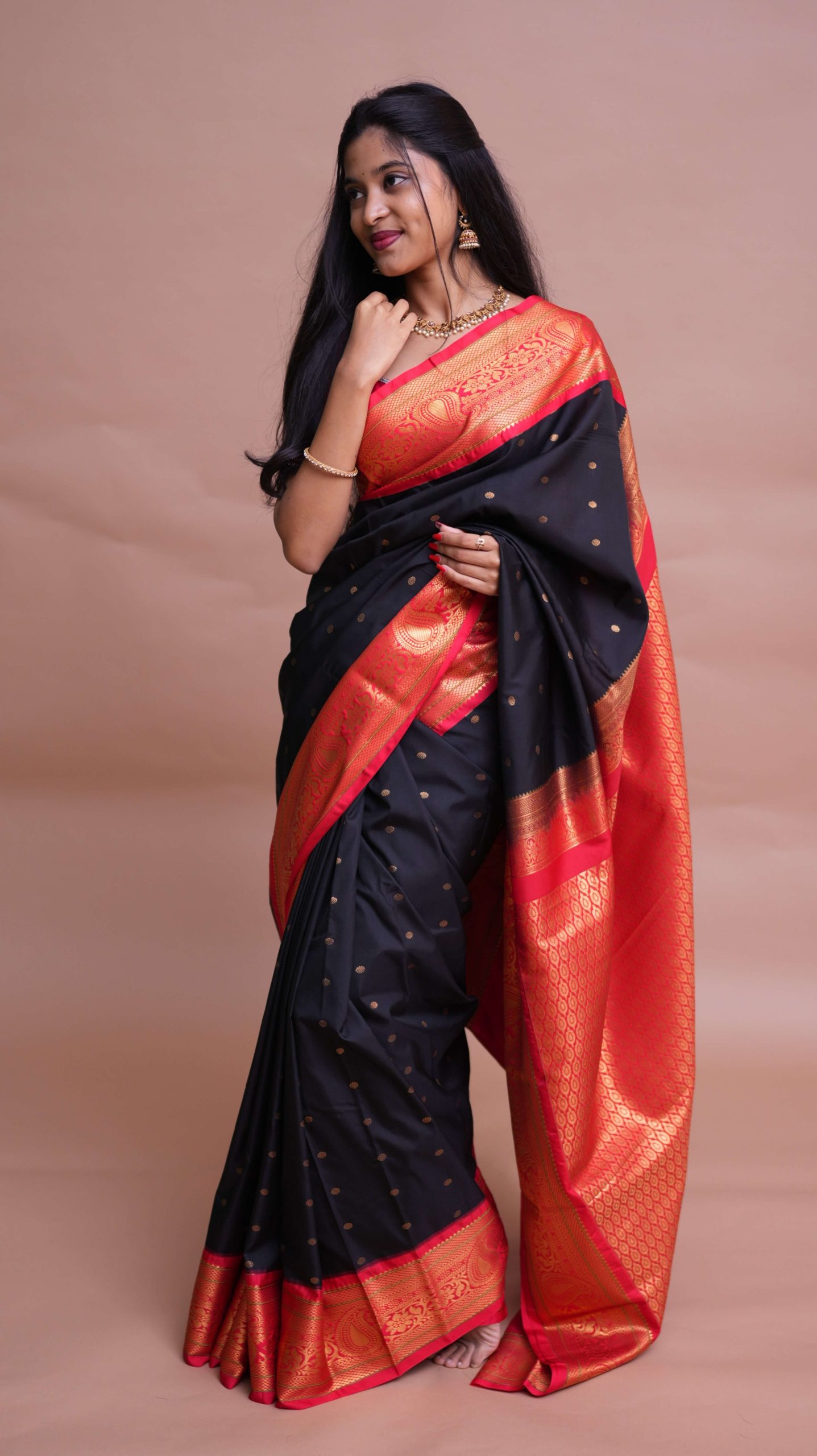 Semi Gadwal - Image 1